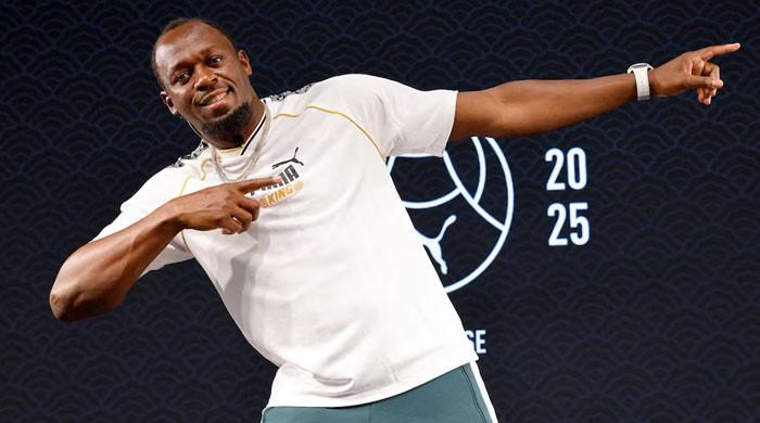 I could have run 9.42 in 'super-spikes', says Bolt