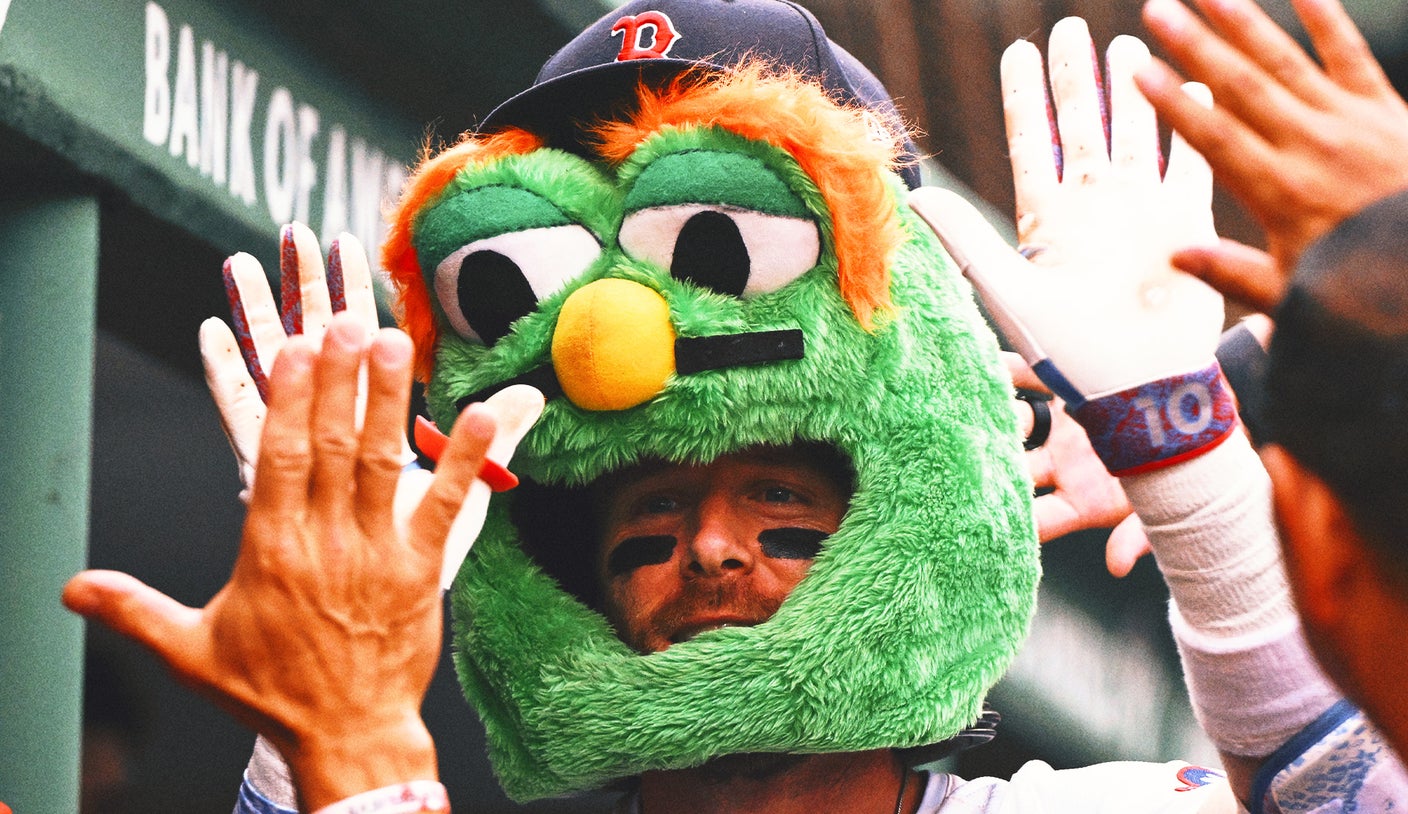 Last Night in Baseball: Trevor Story Hit a Homer You Have to See to Understand