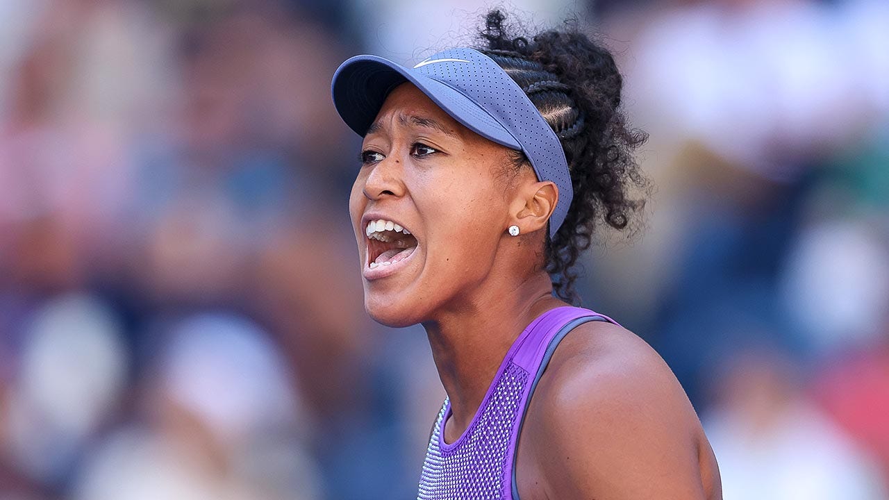 Naomi Osaka dominates Coco Gauff in straight sets to reach US Open quarterfinals