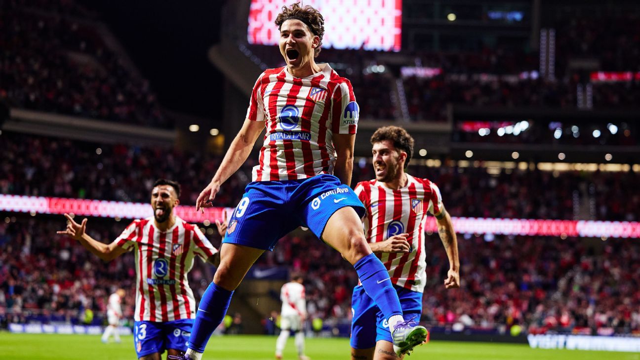 Simeone hails Álvarez after spectacular hat trick