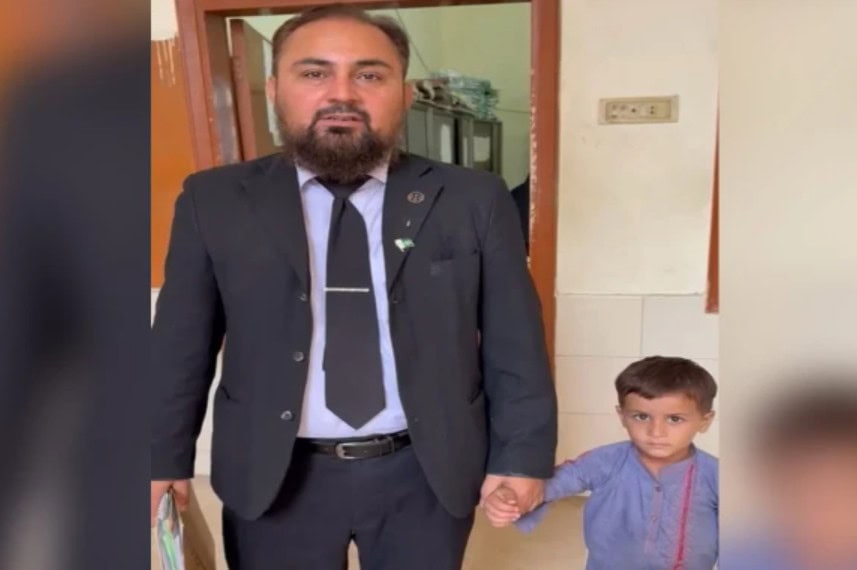 Sindh Police Book 3 Year Old Boy For Death Threats And Theft