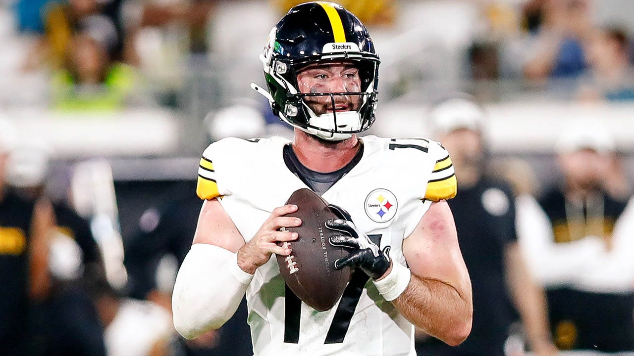 Steelers’ Skylar Thompson robbed in Dublin, suffers minor injuries: report