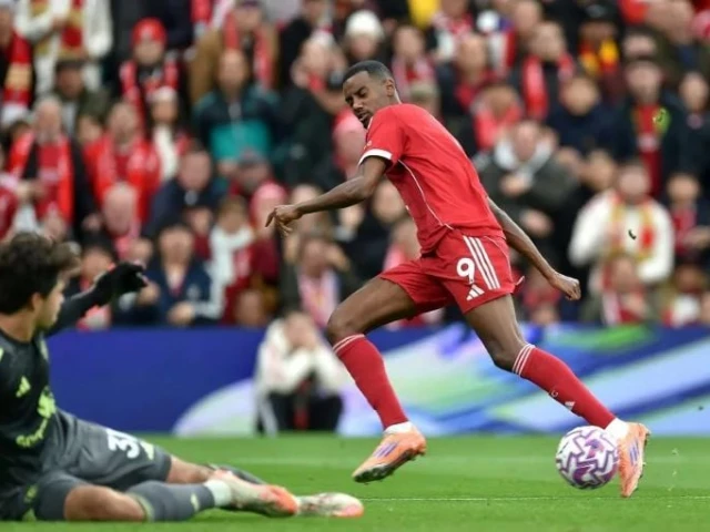 Man Utd stretch Liverpool losing streak to four games | The Express Tribune
