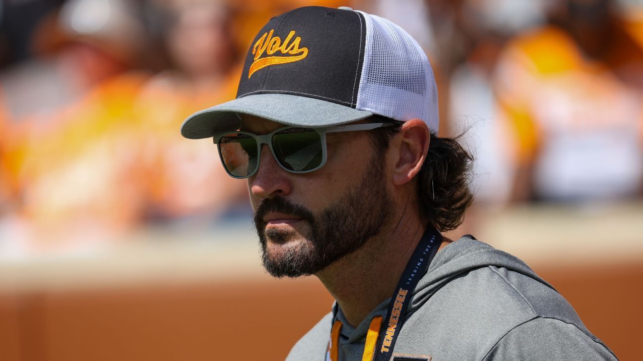 Sources: Vols’ Vitello favorite to land Giants job
