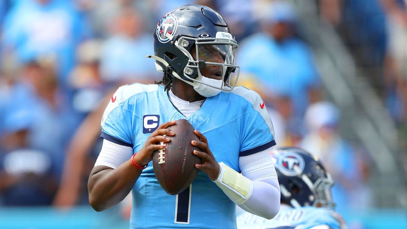Titans to simplify offense for Ward, sources say