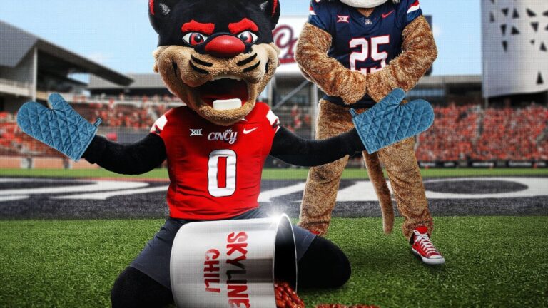 Arizona, Texas A&M headline top jabs in college football Week 12