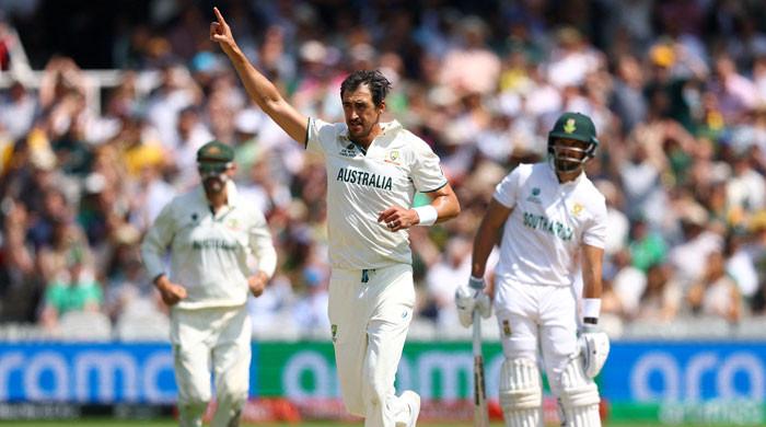 Australia's Starc wants spicy Ashes wickets, not five-day tests