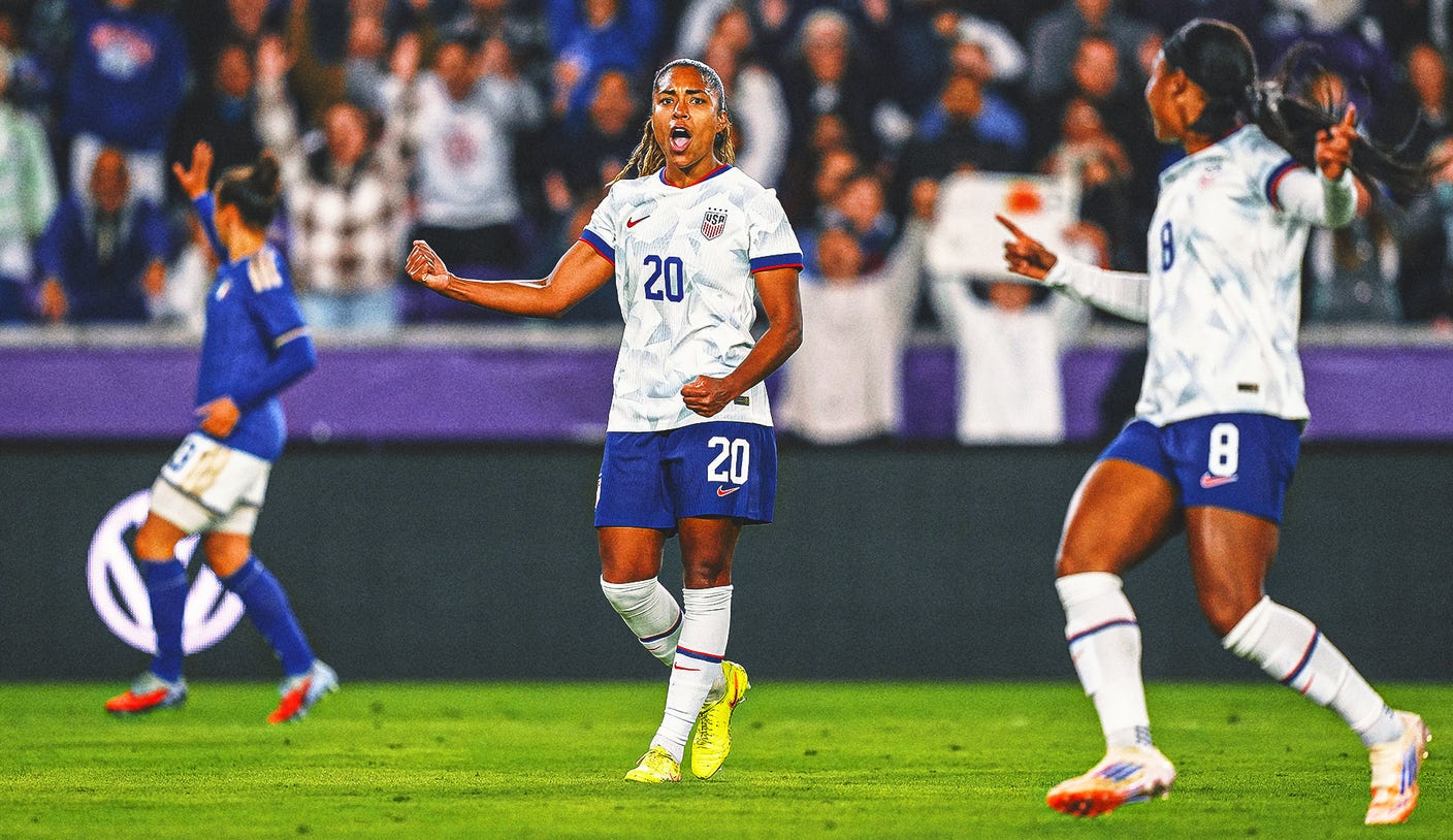 Catarina Macario Scores Twice In the U.S. Women's 3-0 Win Over Italy