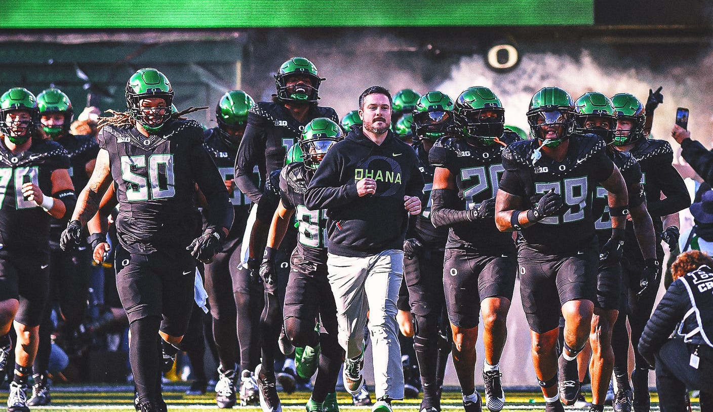Dan Lanning on Oregon's CFP Path: 'We Didn’t Play Chattanooga State Today'