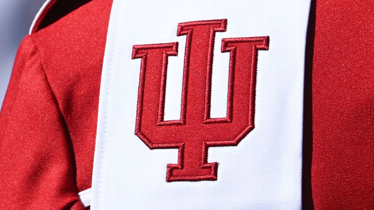DeVries, Indiana beat Marquette, improve to 2-0