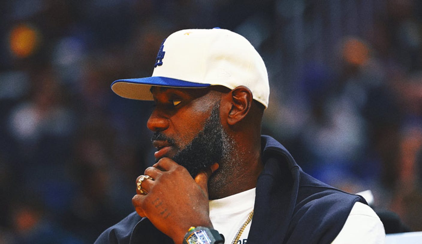 Los Angeles Lakers: LeBron James Ready for Contact Basketball Activity