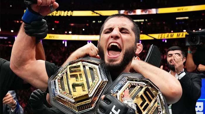 Makhachev dominates Della Maddalena to claim UFC welterweight title