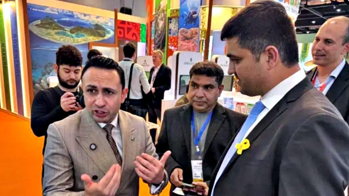 Pakistan Pms Advisor Clears Air After Brief Encounter With Israeli Delegation