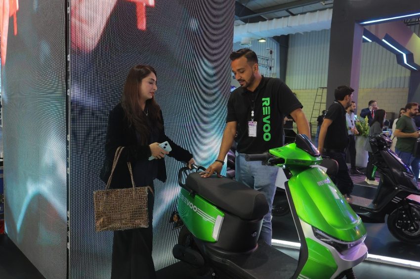 Revoo Unveils New Lithium Battery Ev Lineup At Paps Autoshow 2025