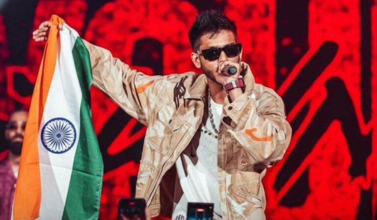 Talha Anjum says ‘sorry’ to angry Pakistanis after waving Indian Flag ...