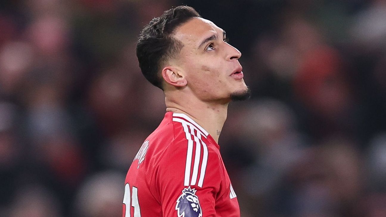 Two Man United flops steal show for new clubs