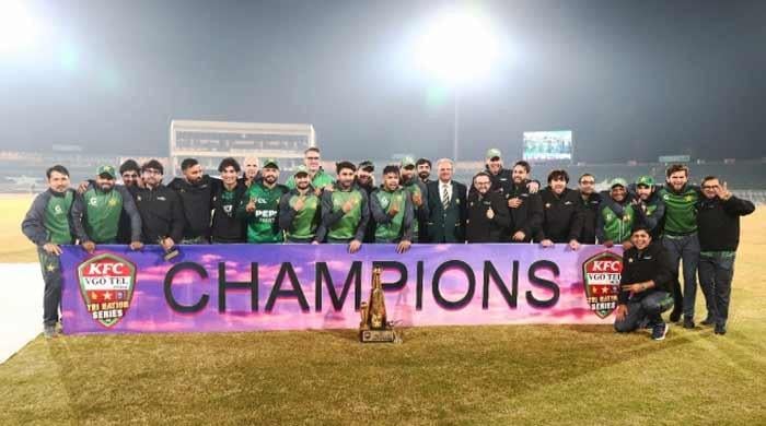'Well done':  President, PM, others laud Pakistan for winning T20I tri-series