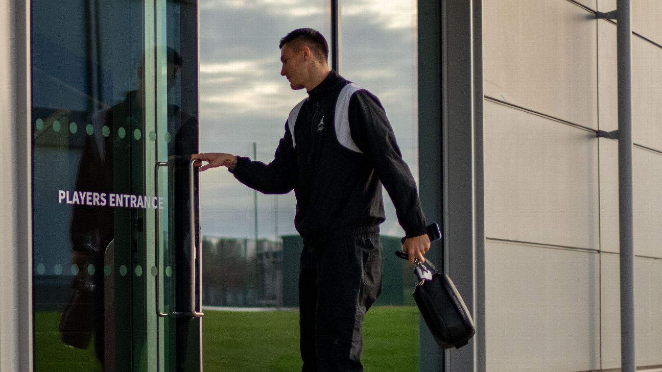 ‘The canaries in the coal mine’ – Why teams like Man United invest in player care