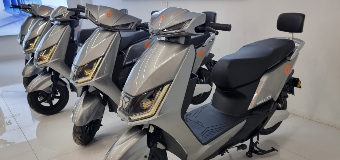 70 Km On Single Charge Pakistanis Stunned By New Ev Scooty