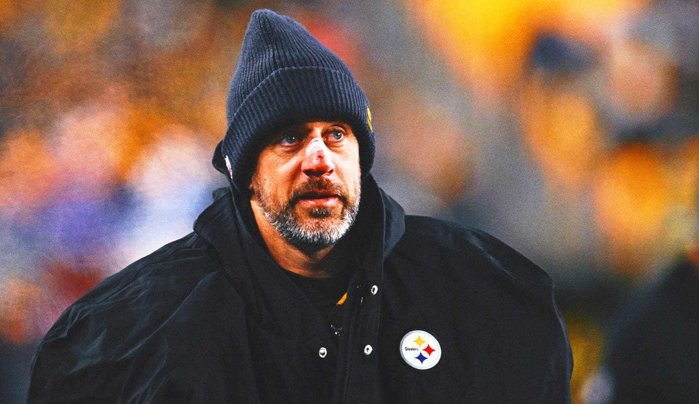 Aaron Rodgers Calls Out Steelers WRs, Implies Some Are Skipping Film Sessions