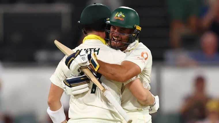 Australia Beat England By 8 Wickets In Second Ashes Test