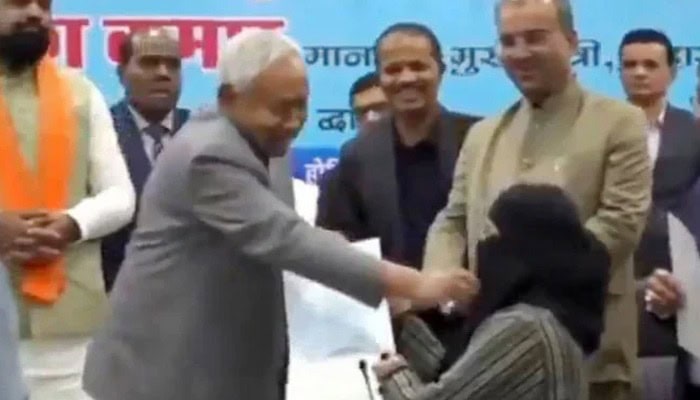 Case Registered Against Bihar Cm Nitish Kumar For Removing Muslim Doctors Veil