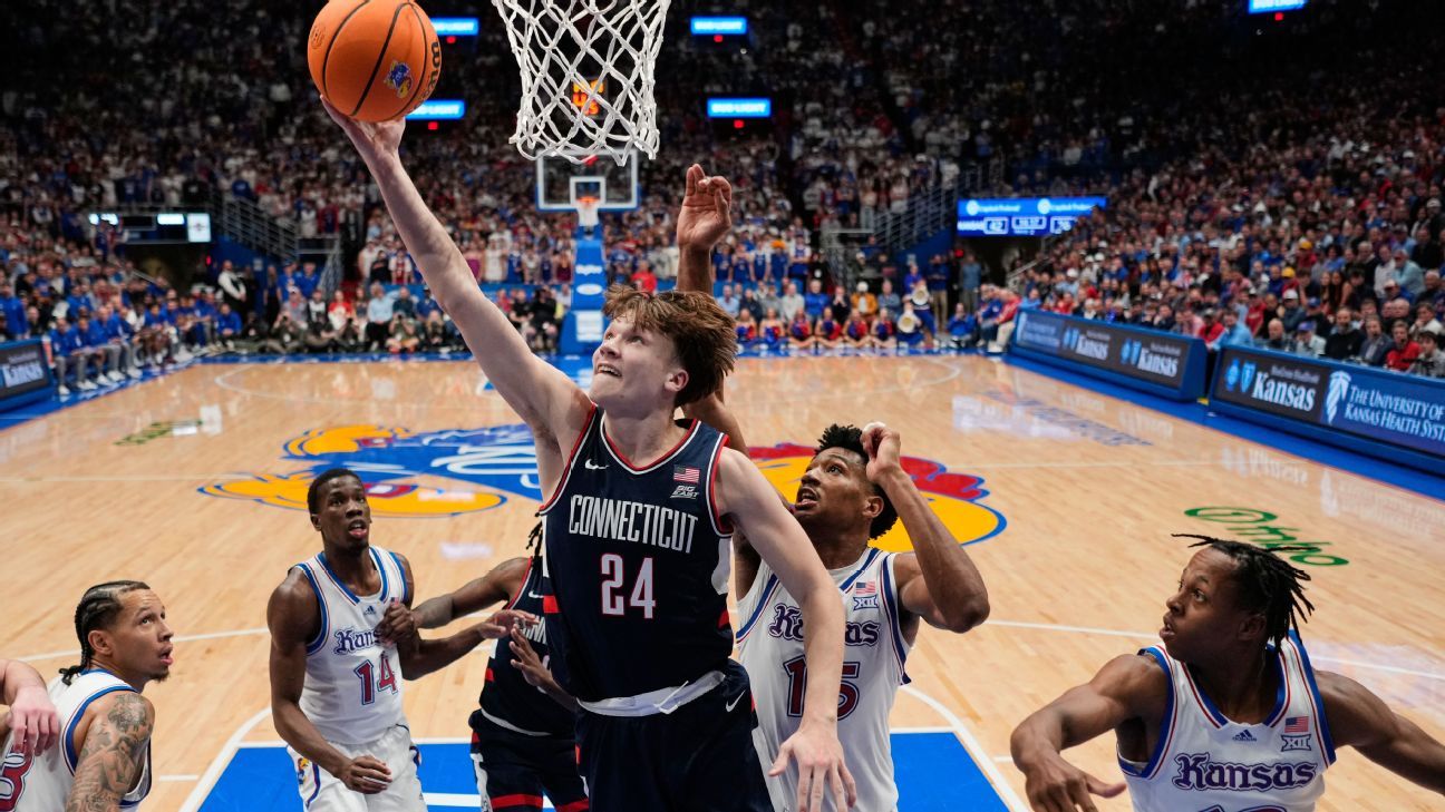 Mullins’ breakout performance lifts UConn over KU