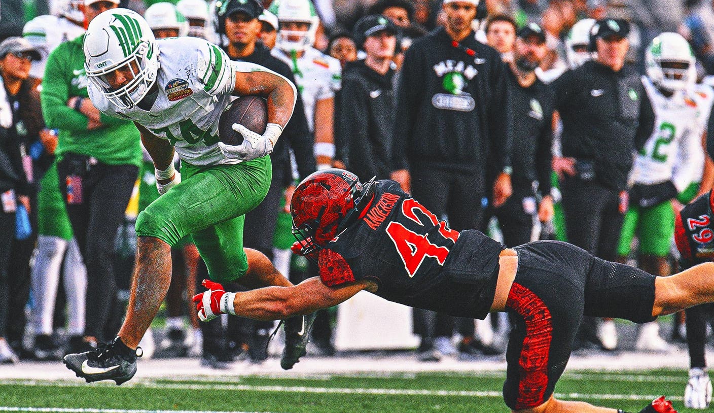 No. 23 North Texas Outlasts San Diego State to Win High-Scoring New Mexico Bowl