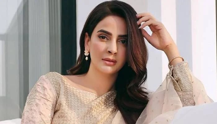 Saba Qamars Bold Video Goes Viral