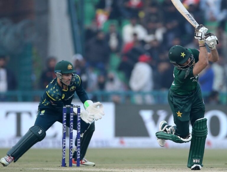 Pakvaus Pakistan On Charge As Salman Aghas Blitz Puts Aussies Under Pressure