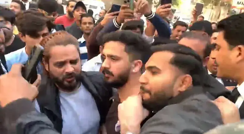 Rajab Butt Nadeem Naniwala Appear In Court Under Tight Security After Karachi Attack