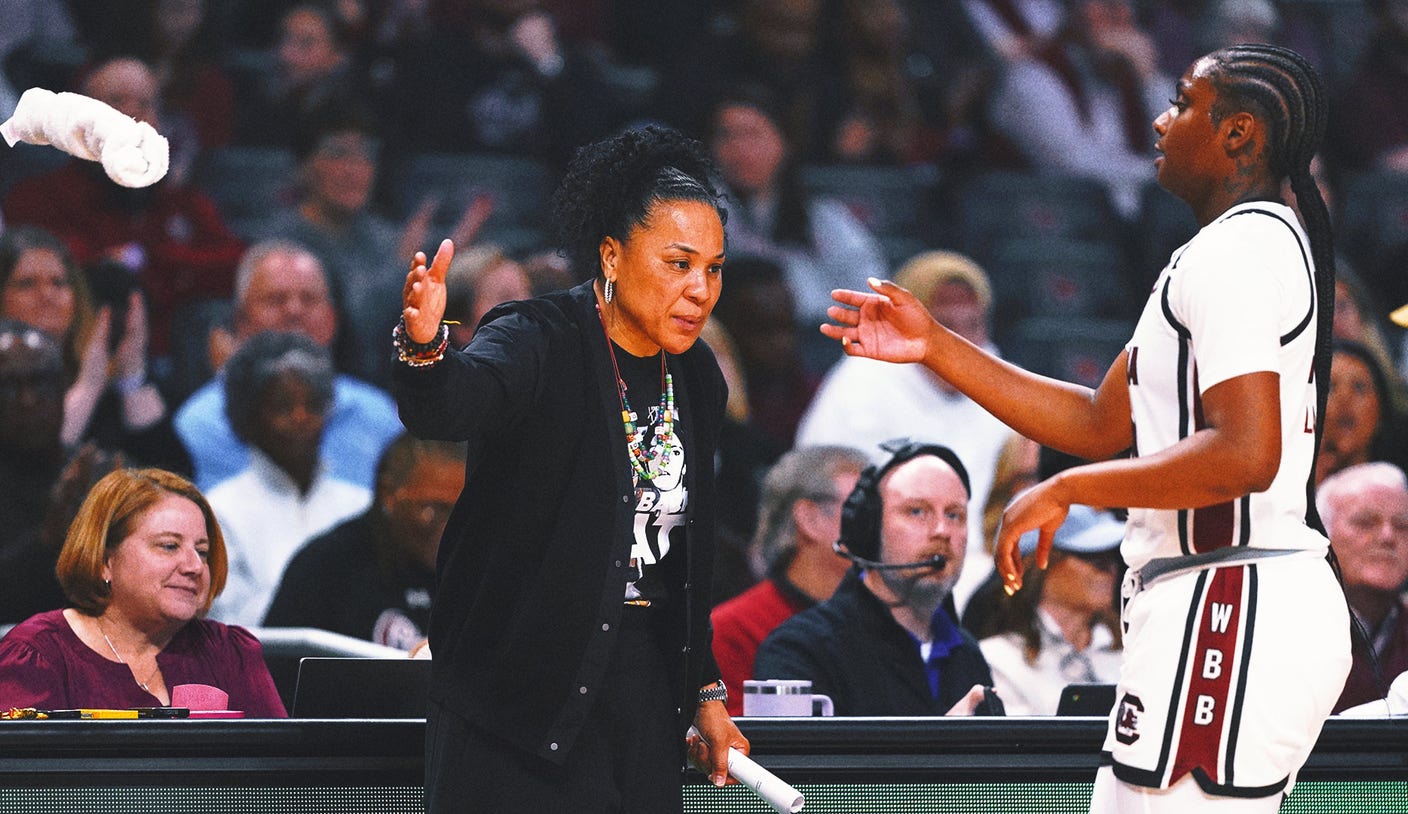 Women's CBK AP Top 25: South Carolina Climbs Into No. 2 Spot After Texas Loss