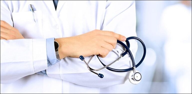 Record Number Of Pakistani Doctors Leave The Country In 2025