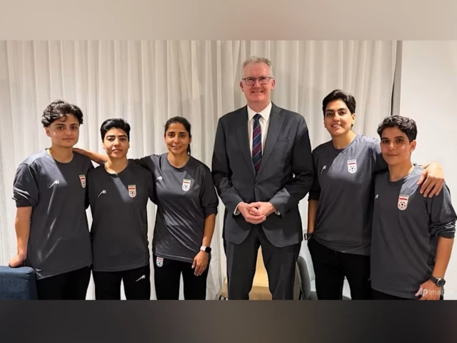 At least five Iran women footballers take asylum in Australia | The Express Tribune