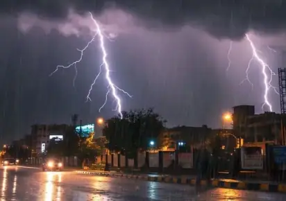 Karachi Storm Leaves 11 Dead In Mawach Goth As City Reels From Thunderstorms Strong Winds