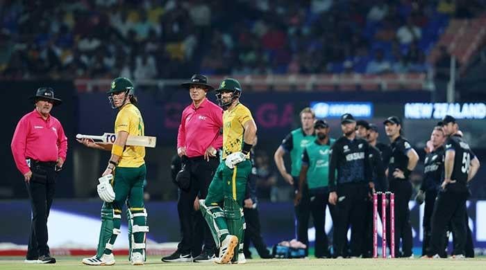 T20 World Cup semi-final: South Africa reeling after New Zealand strikes