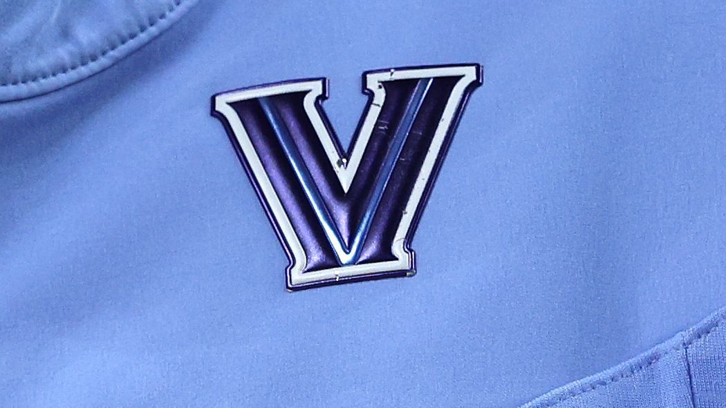 Villanova starting forward Matt Hodge injured against St. John’s