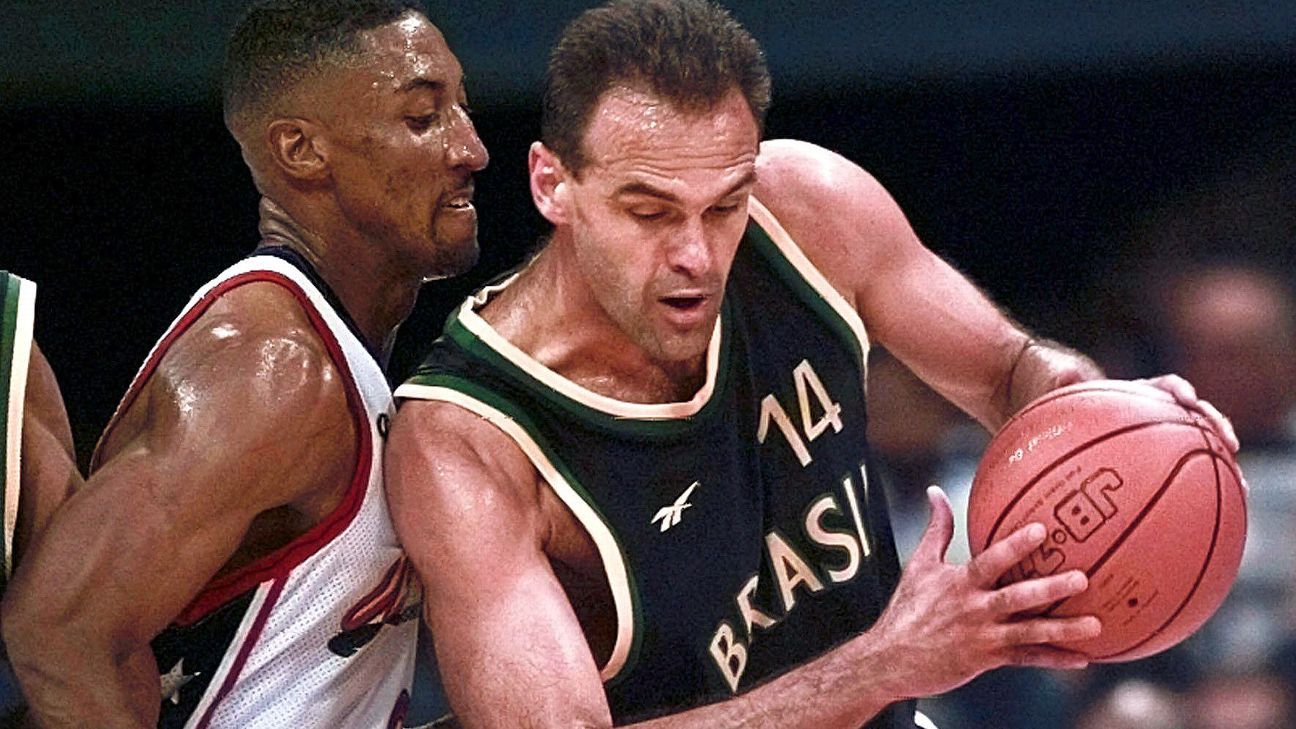 Oscar Schmidt, Basketball Hall of Famer from Brazil, dies at 68