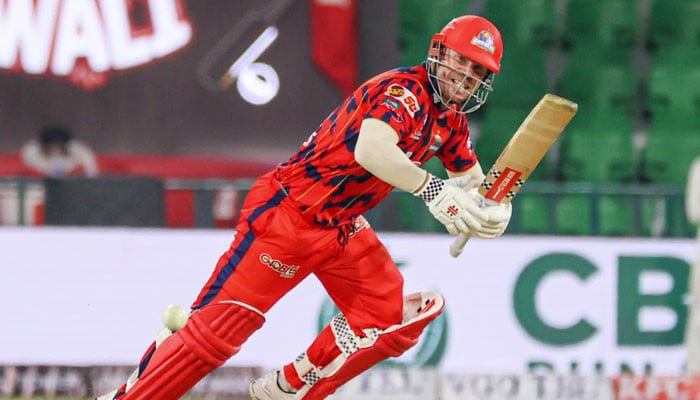 PSL 11: Warner, Khushdil help Karachi Kings cruise past Lahore Qalandars