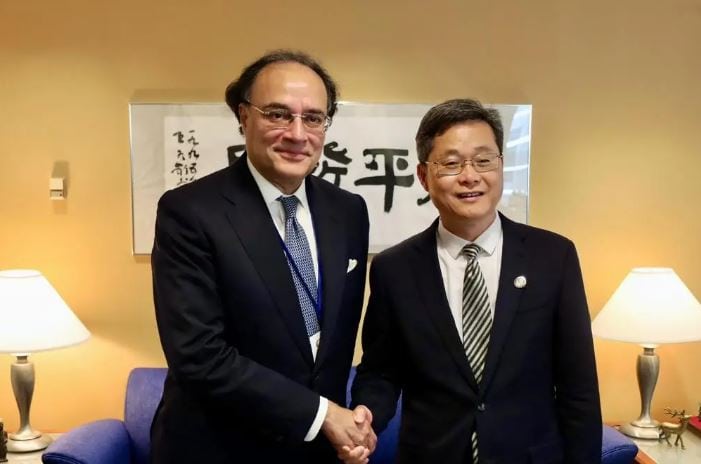 Pakistan Eyes Bigger China Partnership As Aurangzeb Meets Lan Foan