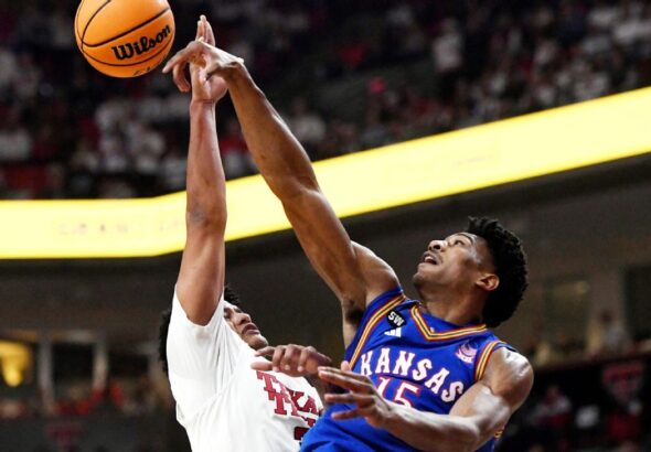 Tiller bolts Kansas for rival Missouri after breakout freshman season