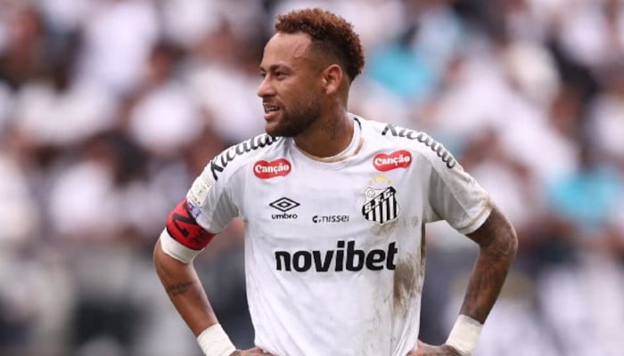Brazil's Neymar dismisses 'nonsense' criticism, says fit for World Cup