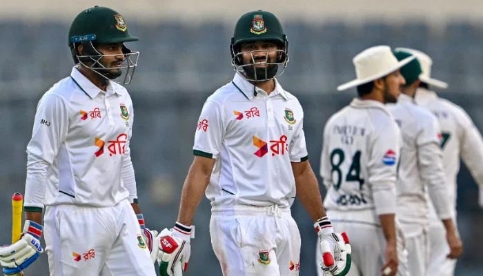 First Test: Bangladesh extend lead after early wickets despite Pakistan fightback