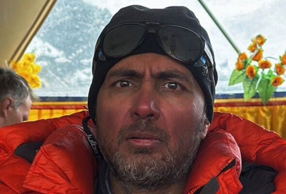 Pakistani climber Salman Ateeque summits Mount Everest