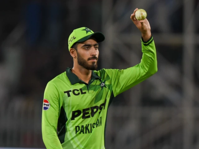 Sameer Minhas makes history with five-wicket haul on debut against Australia | The Express Tribune