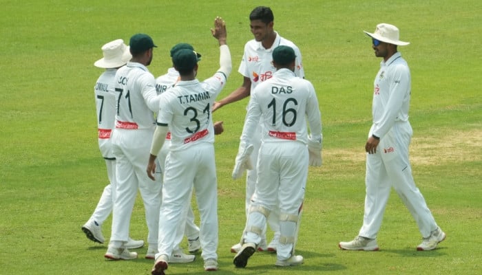 Second Test: Pakistan lose openers, still require 336 against Bangladesh