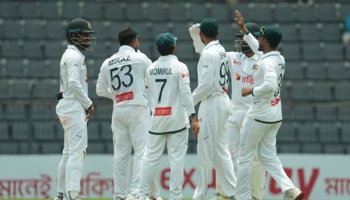 Second Test: Pakistan's top-order collapses as Bangladesh dominate morning session