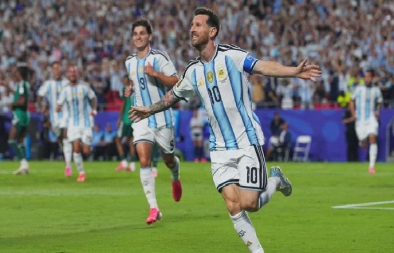 Magical Messi equals World Cup goals record as Argentina thump Algeria 3-0 – SUCH TV