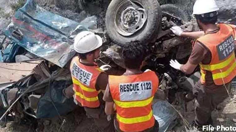 7 Tourists Killed As Vehicle Falls Into Ravine Near Fairy Meadows In Gb