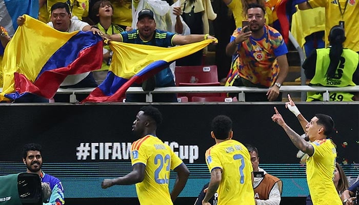 Colombia beat DR Congo 1-0 to reach World Cup knockouts
